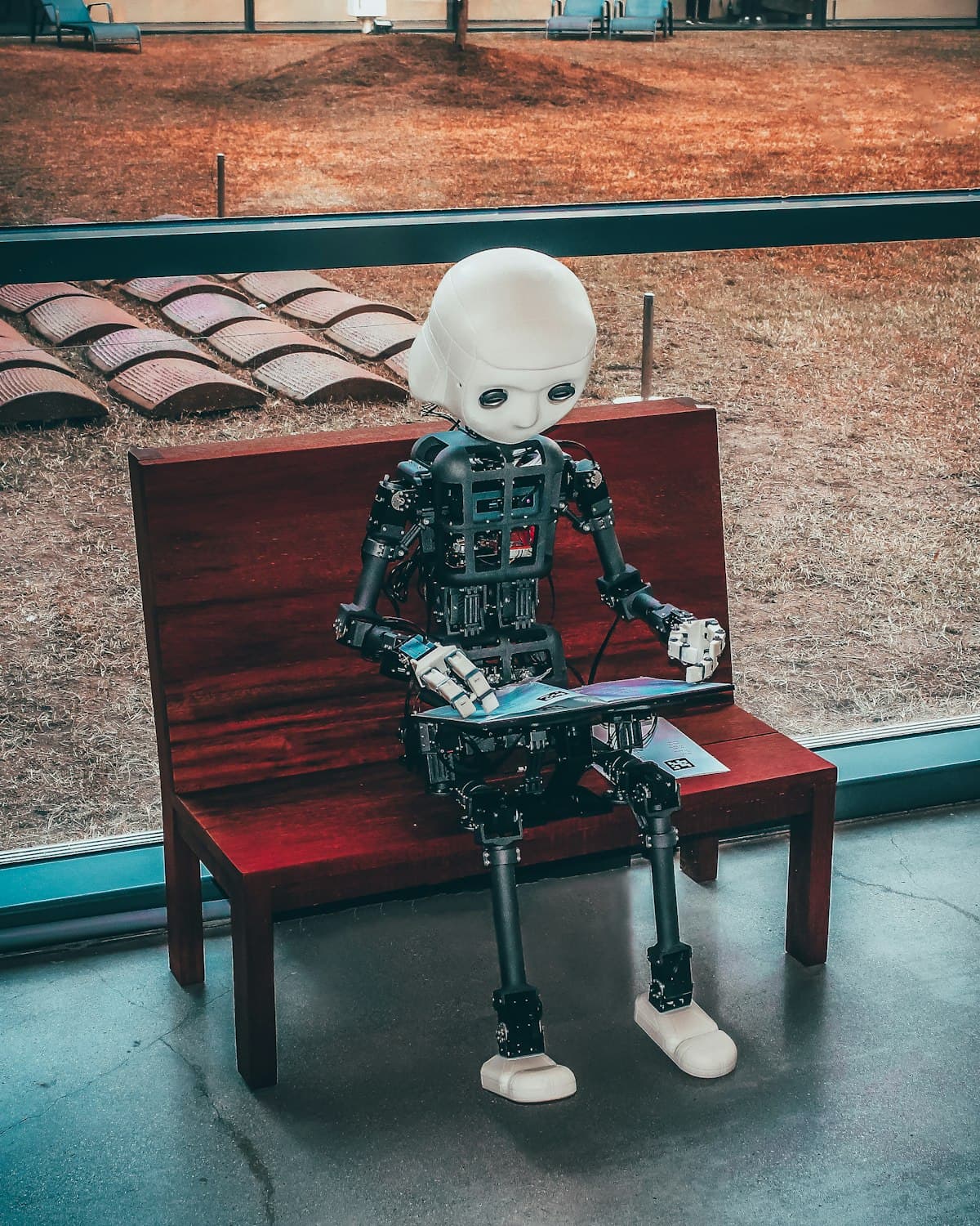 Visual representation of artificial intelligence and neural networks competing