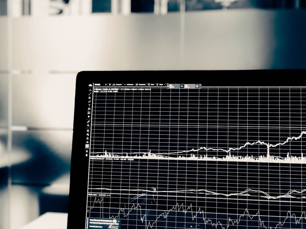 Diagrama de conexiones de red y automatización de datos